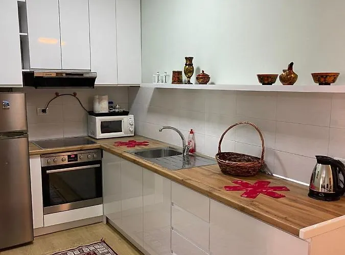 New In Center Of Apartment